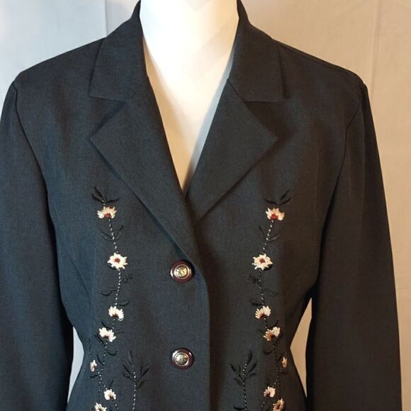 Jessica Howard Embroidered Women's Blazer - Picture 2 of 8